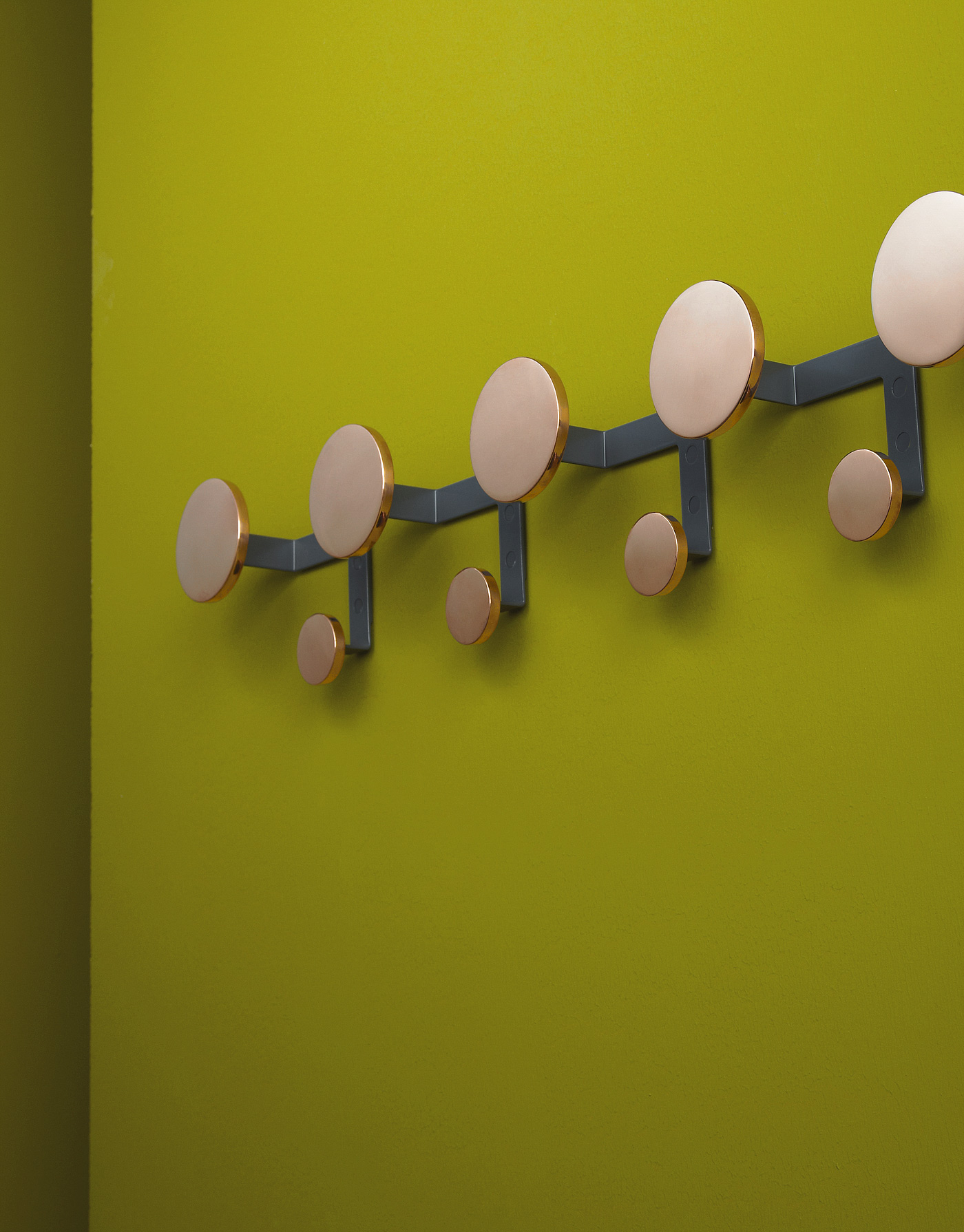 euwens_planet_coat-hook_iserlohnerhaken_2011_b2.jpg