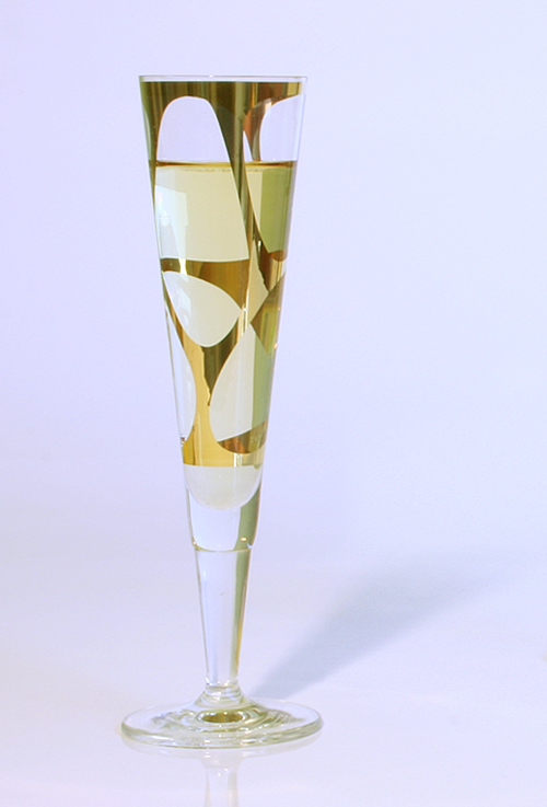 euwens_ritzenhoff_-champagneglass_2008_a1-1.jpg