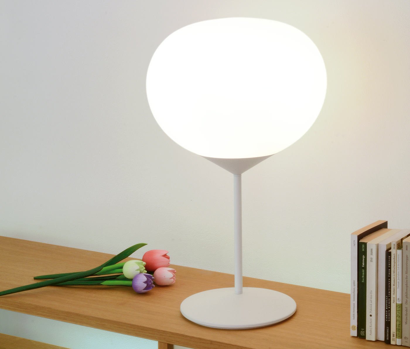 euwens_1400_sompex_drop_white_tablelamp_2020.jpg